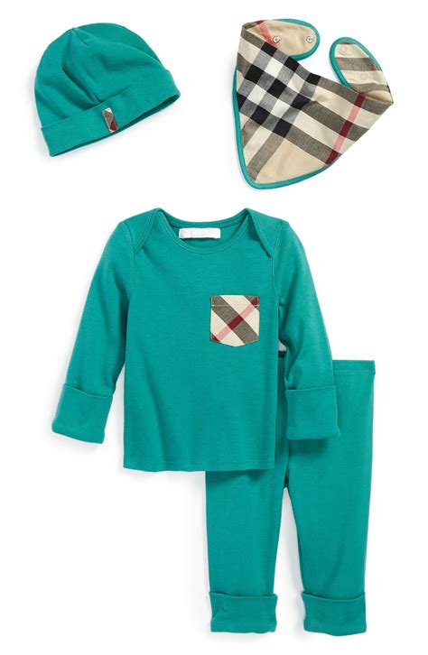 burberry neonato sconti|burberry newborn gift set.